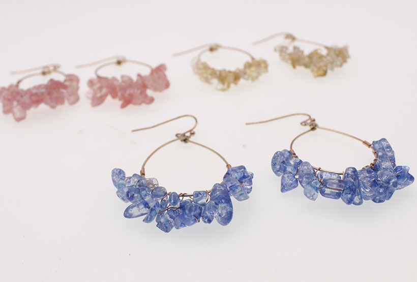 Handmade Crystal Chips Hoop Earrings