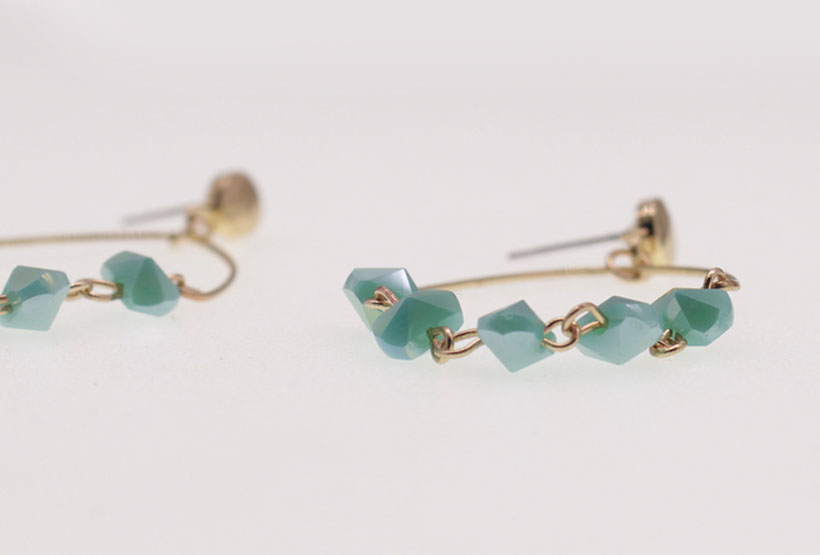 Handmade Section Crystal Beads Hoop Earrings
